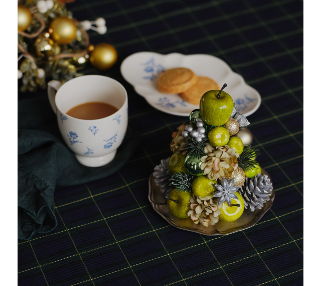 アフタヌーンティー・リビング】アップルモチーフで楽しむXmas